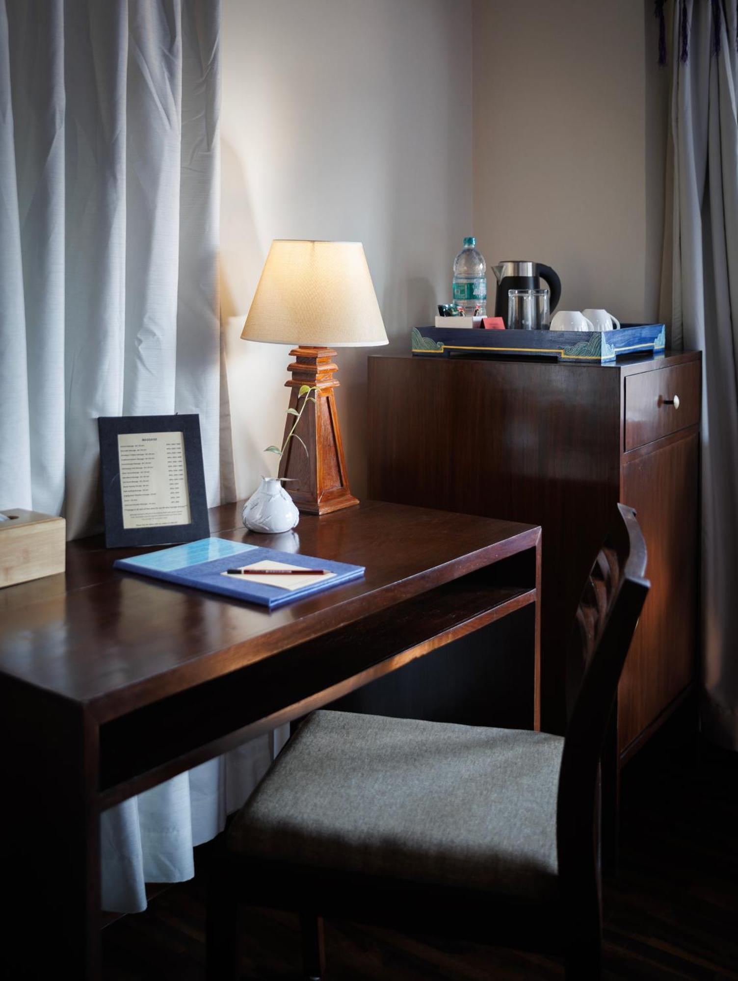 Shambaling Boutique Hotel Катманду Екстериор снимка