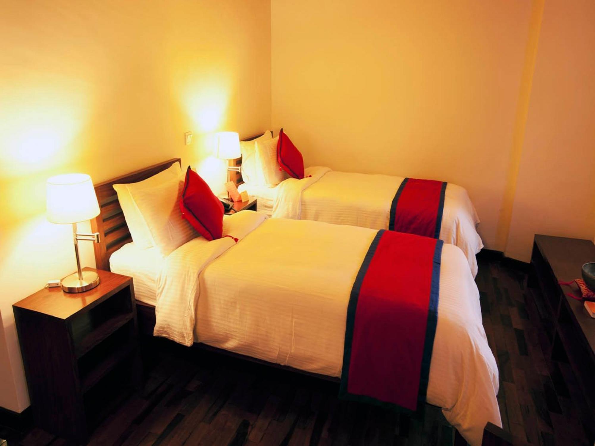 Shambaling Boutique Hotel Катманду Стая снимка